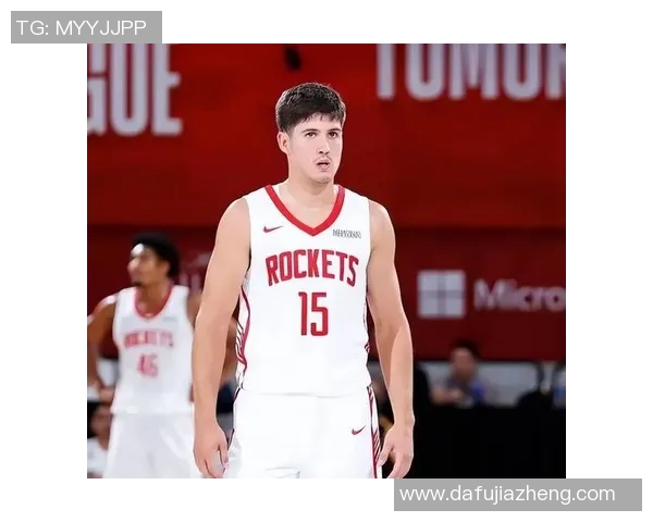 火箭新秀谢泼德12分3篮板爆发，乌度卡表态点明潜力方向，助力火箭赢球文化